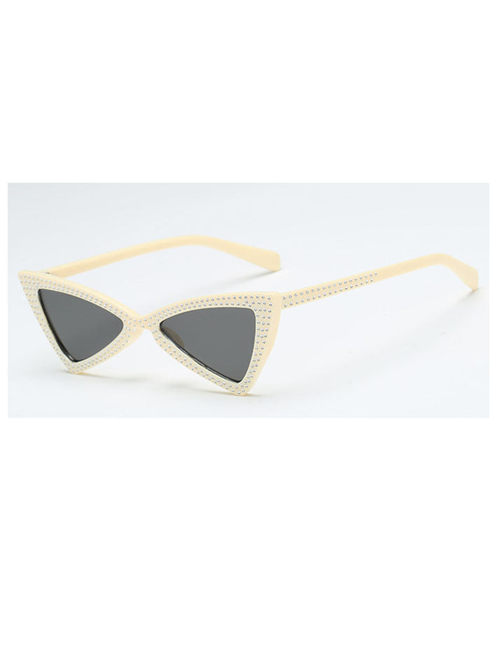Gafas de sol retro triangulares con forma de ojo de gato y lentes tachonadas