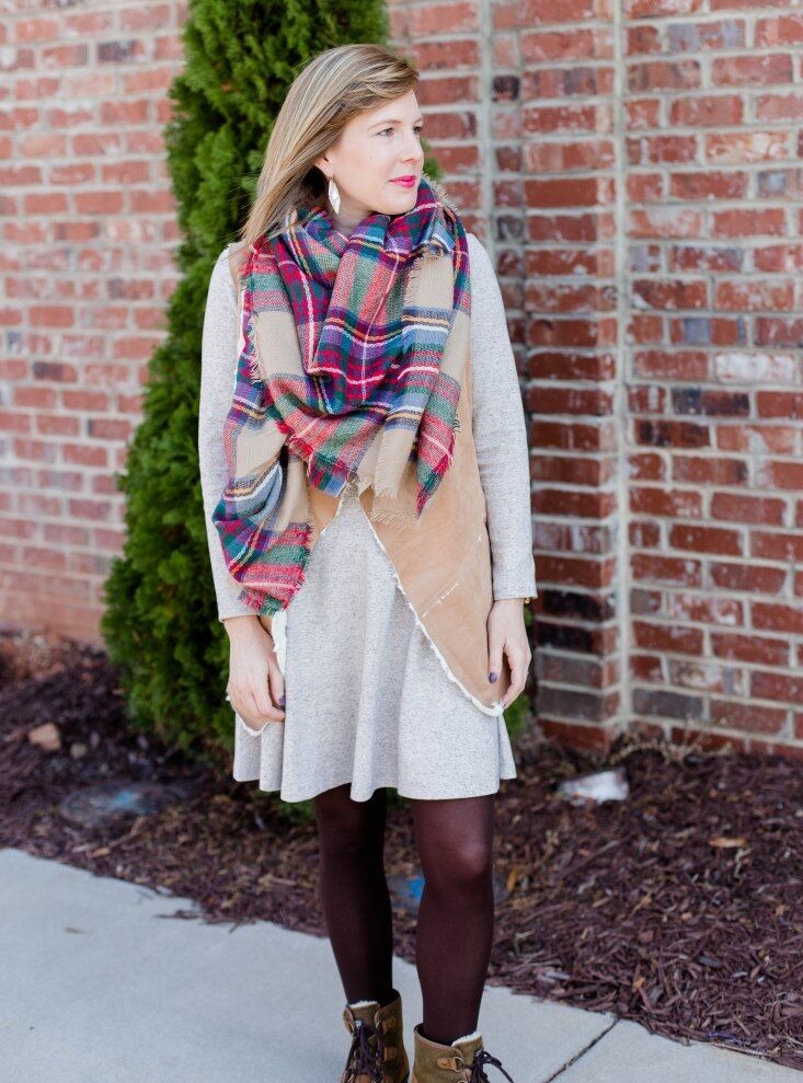 how to tie a blanket scarf