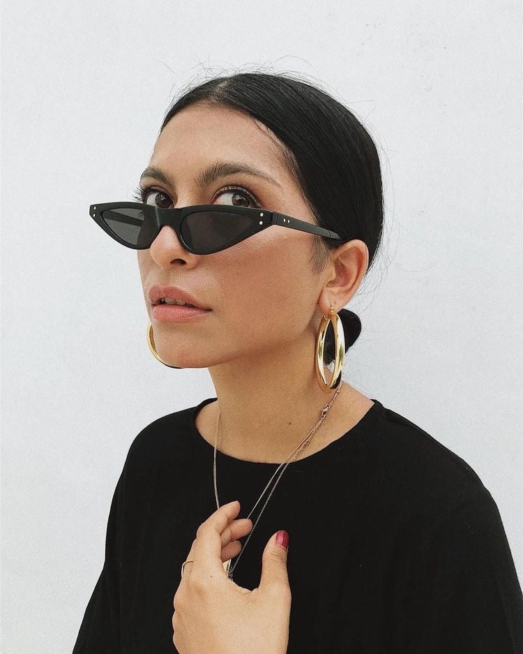 Retro 90's Thin Cat Eye Rivet Sunglasses