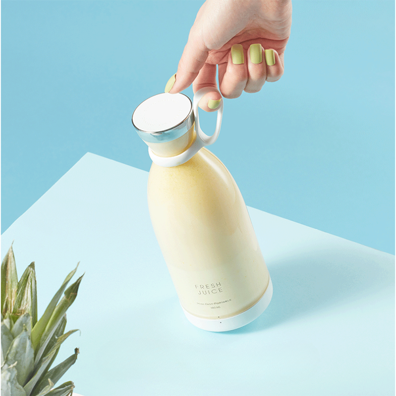 Portable Wireless Charging Blender Bottle
