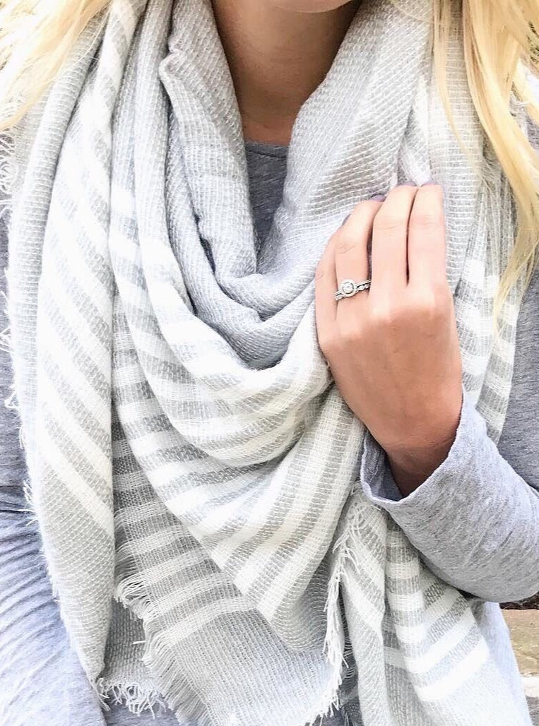 Blanket Stripes Scarf In White Gray