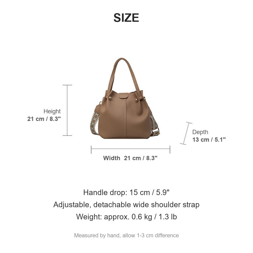 Bucket bag size chart: 21 x 21 x 13 cm