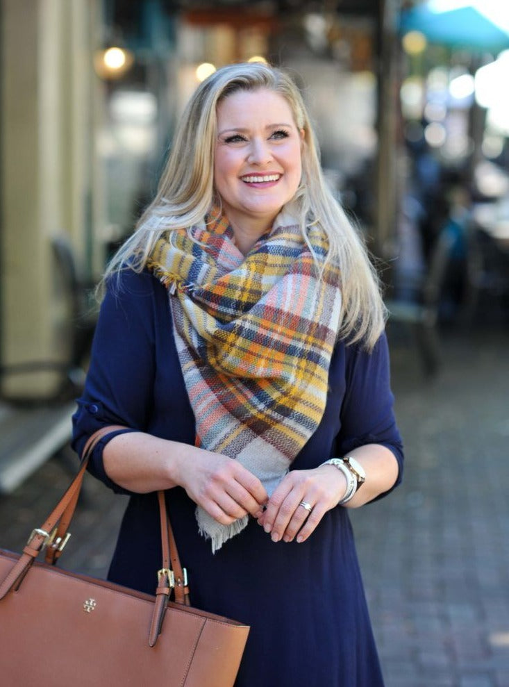 how to wear a blanket scarf